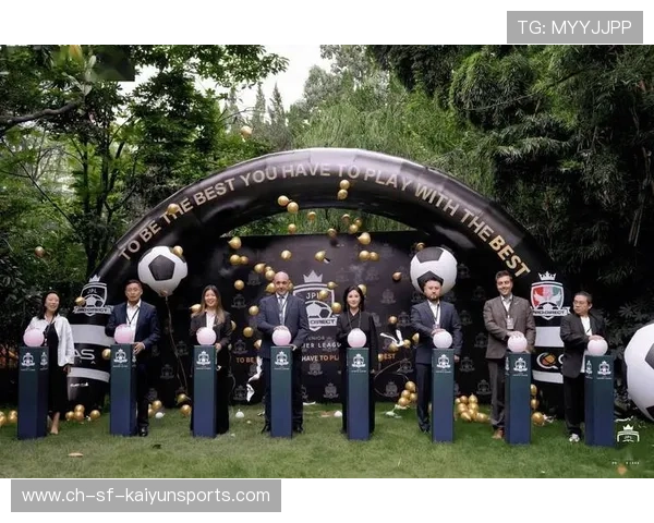 俱乐部加大青训投入，设立专项基金支持青少年成长，普通青训俱乐部方向