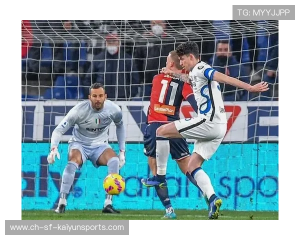 加维在禁区前沿完成抢断后迅速发动快攻 加维在禁区前沿完成抢断后迅速发动快攻